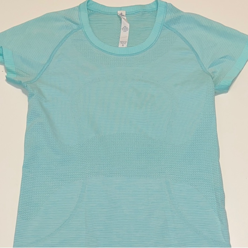 Lululemon Athletica Sky Blue Short Sleeve Tee